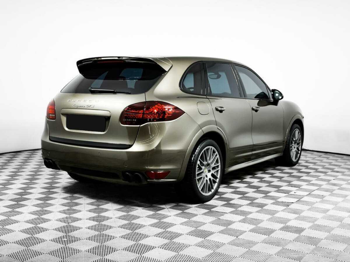Porsche Cayenne с пробегом — 2012 год. Фото: #3