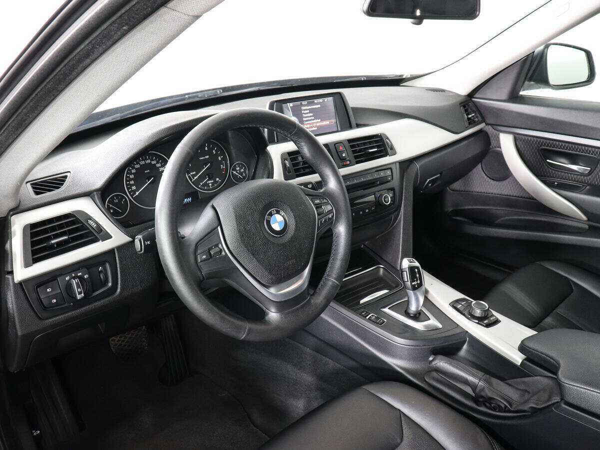BMW 3 серии с пробегом — 2014 год. Фото: #10