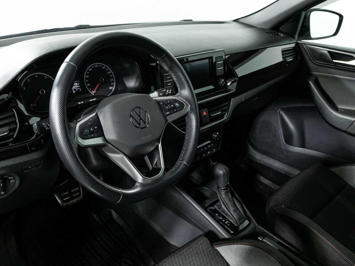 Volkswagen Polo с пробегом — 2021 год. Фото: #10