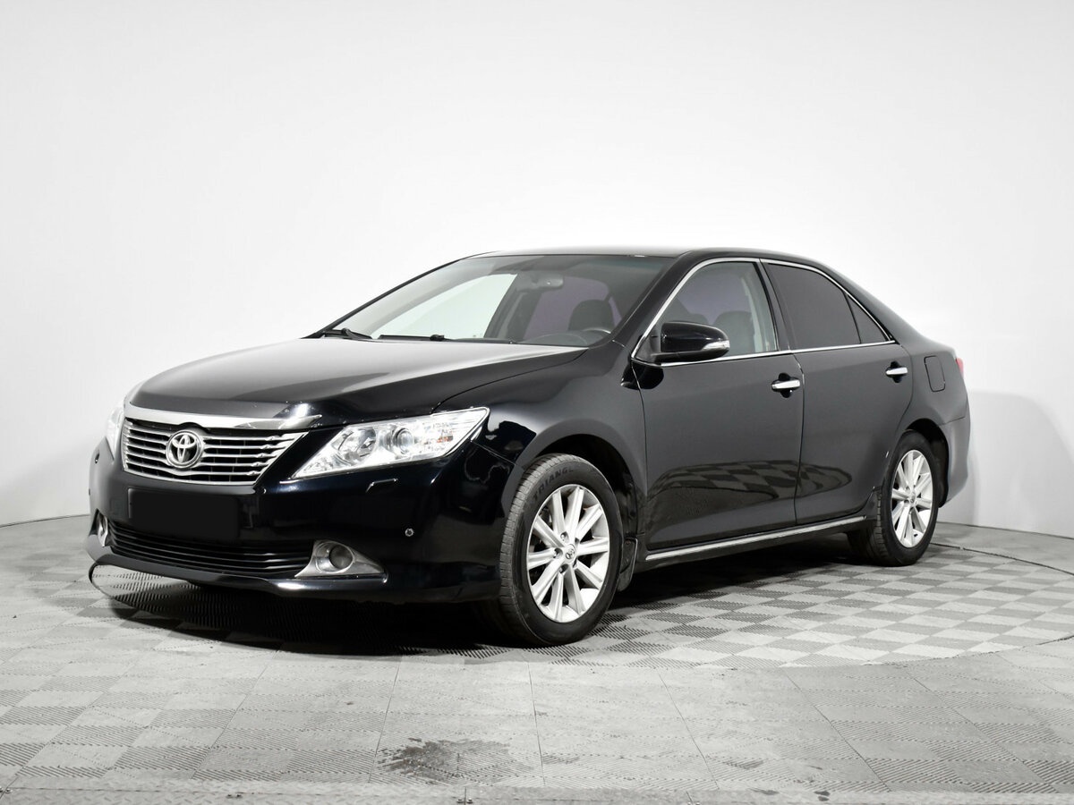 Toyota Camry с пробегом — 2013 год. Фото: #0