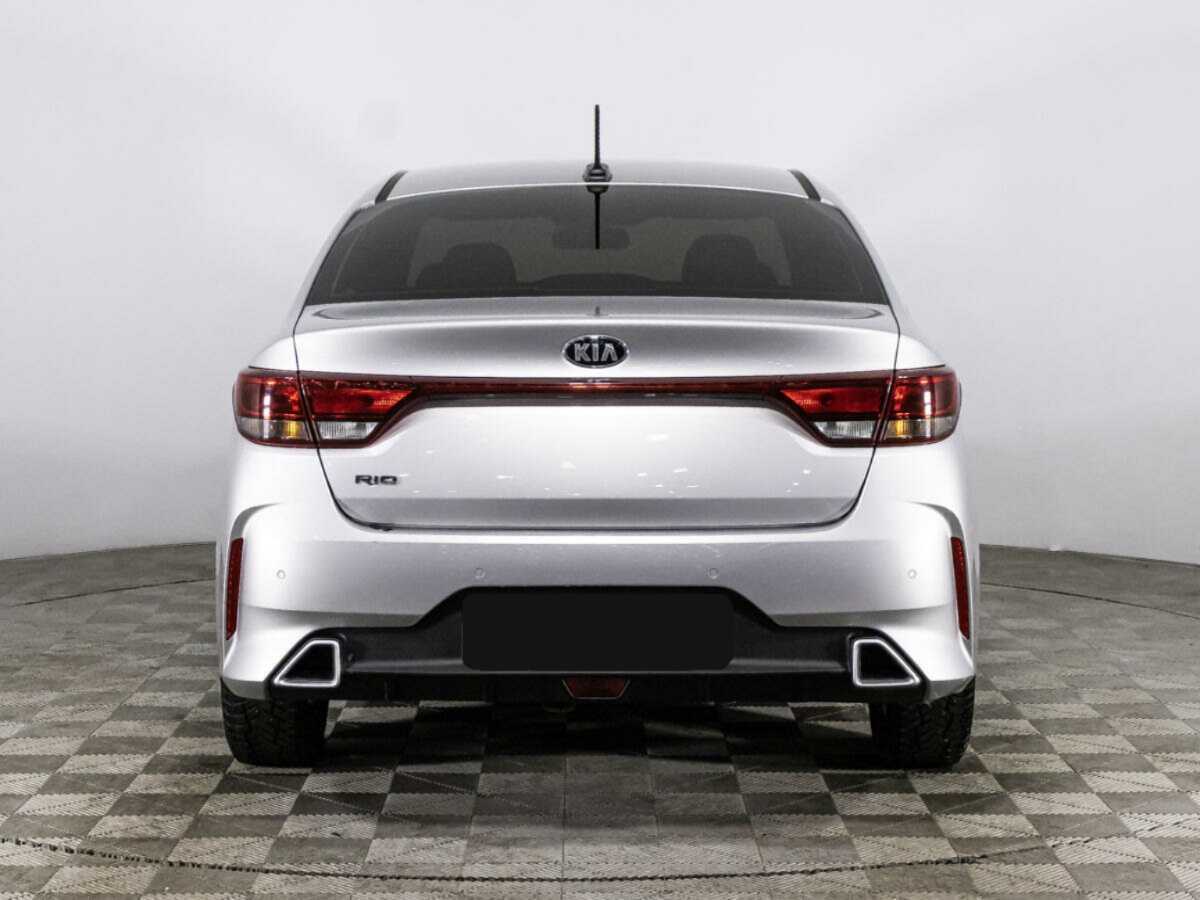 Kia Rio с пробегом — 2020 год. Фото: #5