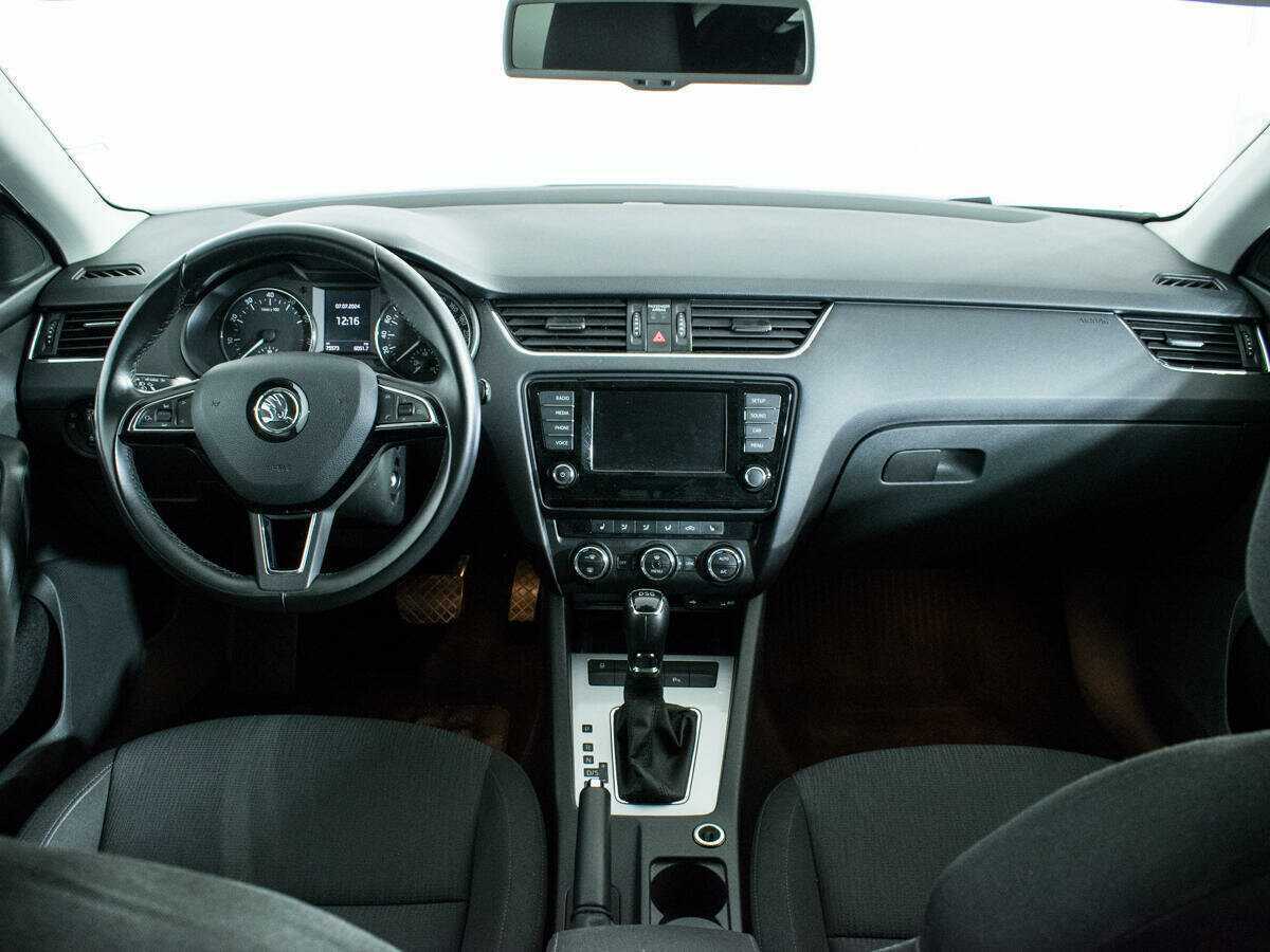 Skoda Octavia с пробегом — 2016 год. Фото: #11