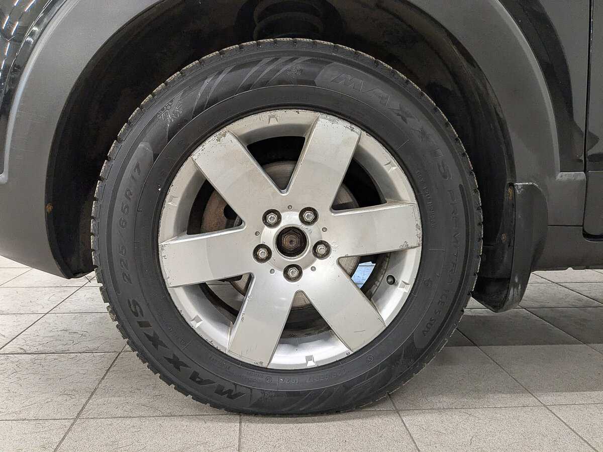 Chevrolet Captiva с пробегом — 2010 год. Фото: #11