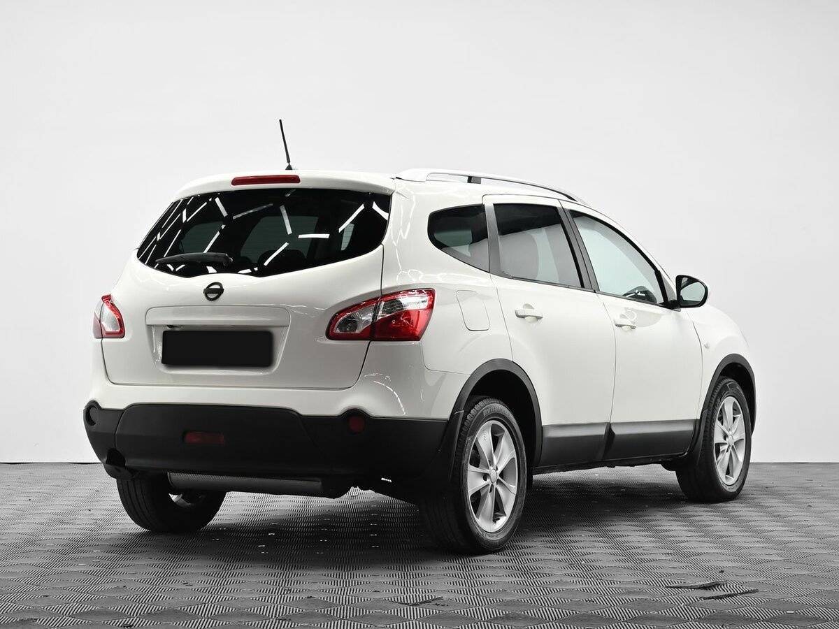 Nissan Qashqai+2 с пробегом — 2010 год. Фото: #3