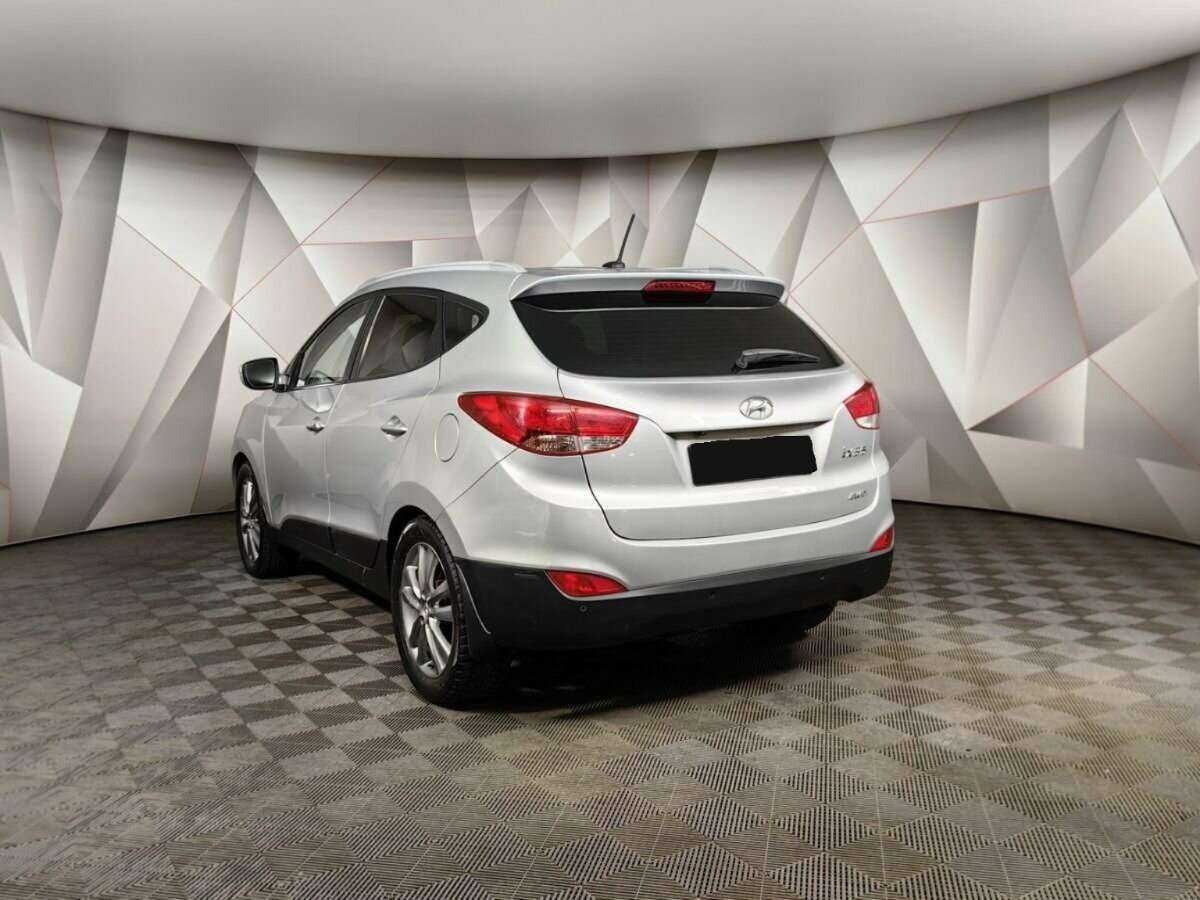 Hyundai ix35 с пробегом — 2010 год. Фото: #3