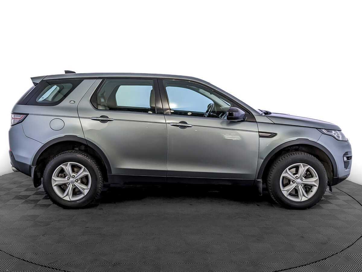 Land Rover Discovery Sport с пробегом — 2018 год. Фото: #3