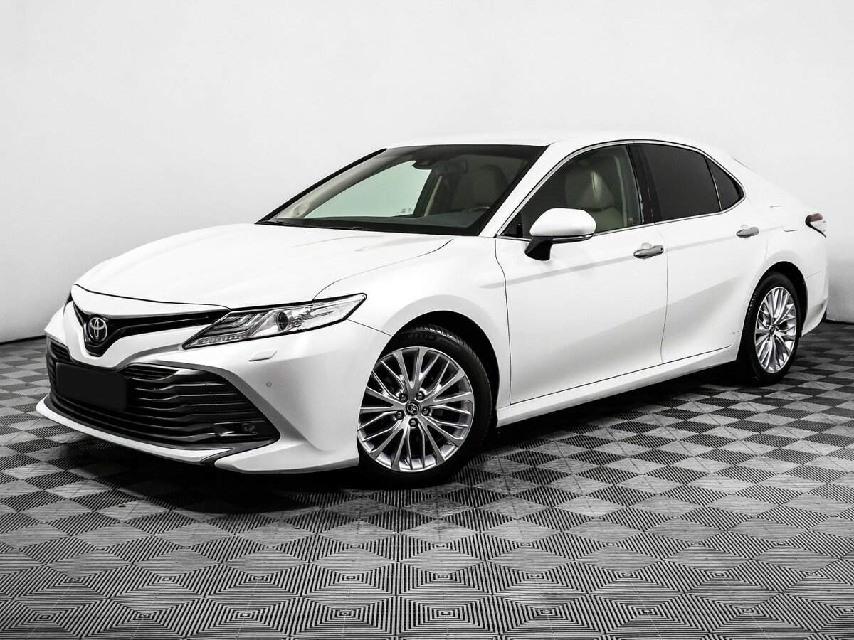 Toyota Camry с пробегом — 2020 год. Фото: #0