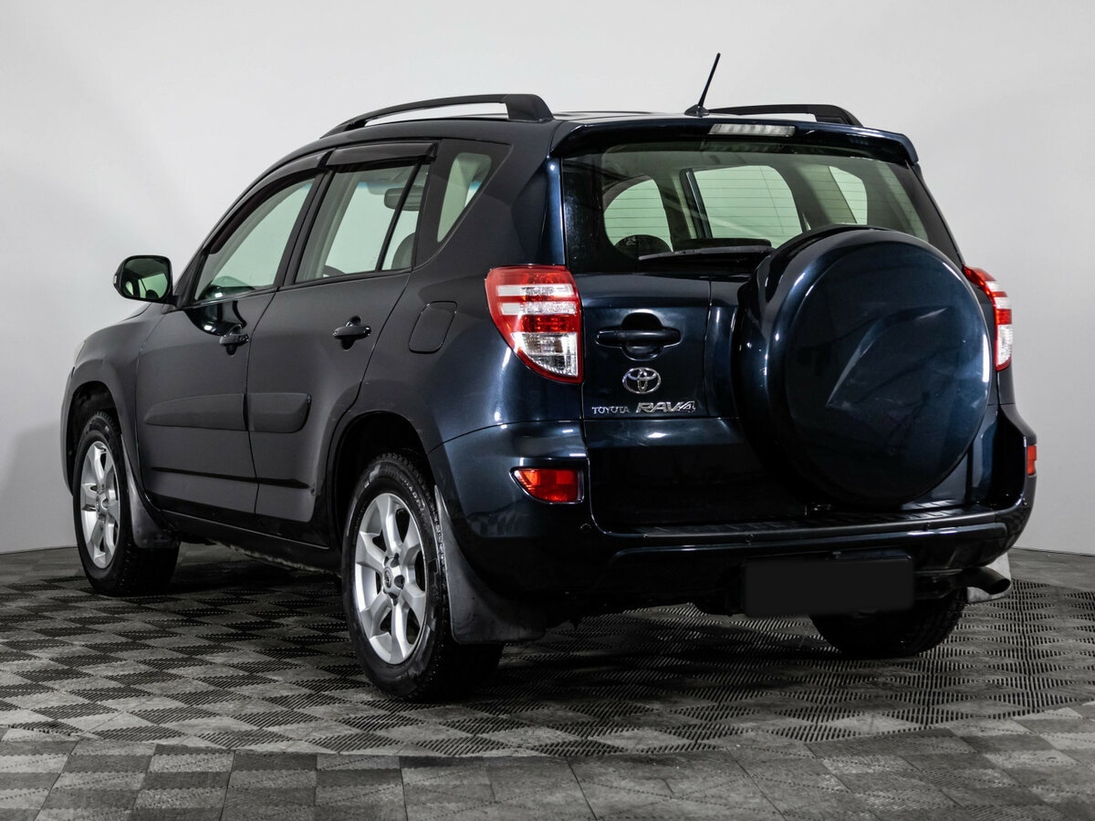 Toyota RAV4 с пробегом — 2011 год. Фото: #5