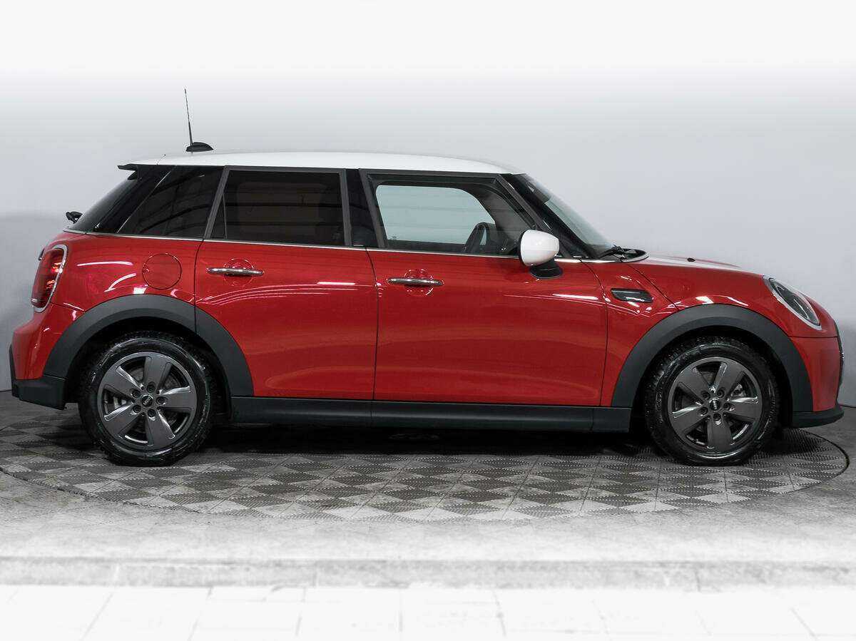 Mini Hatch с пробегом — 2021 год. Фото: #3