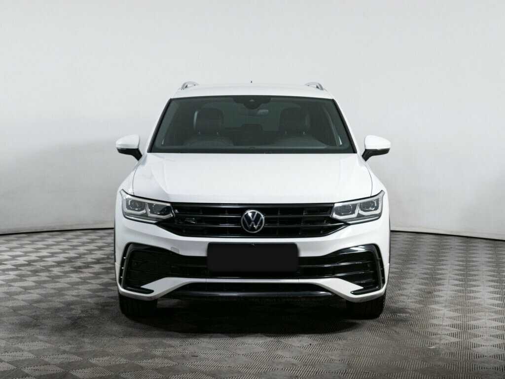 Volkswagen Tiguan с пробегом — 2021 год. Фото: #1