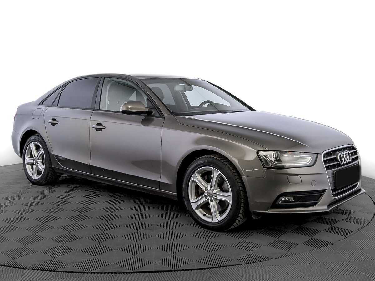 Audi A4 с пробегом — 2015 год. Фото: #2