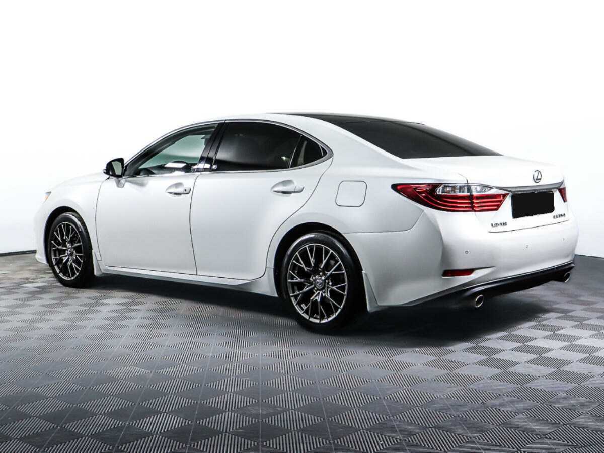 Lexus ES с пробегом — 2014 год. Фото: #6