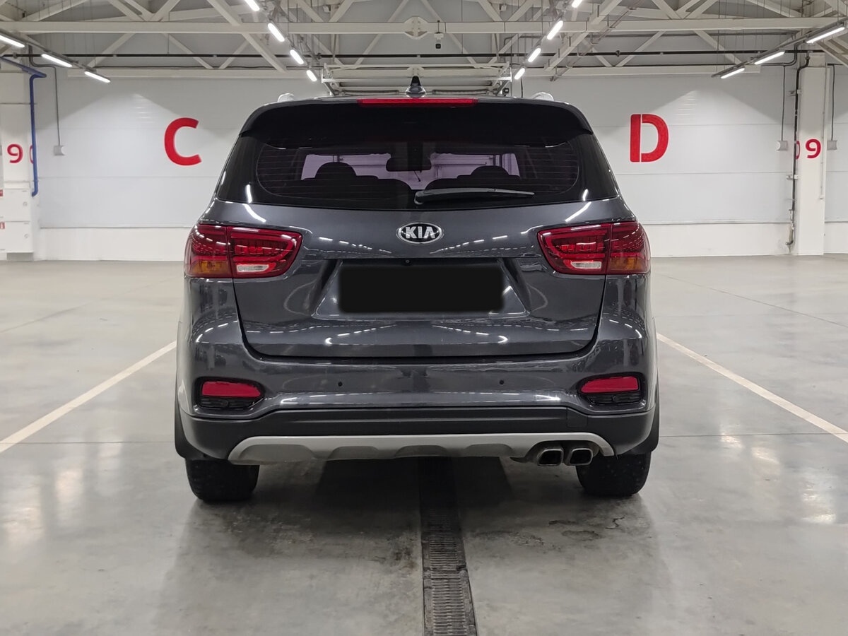 Kia Sorento с пробегом — 2019 год. Фото: #5