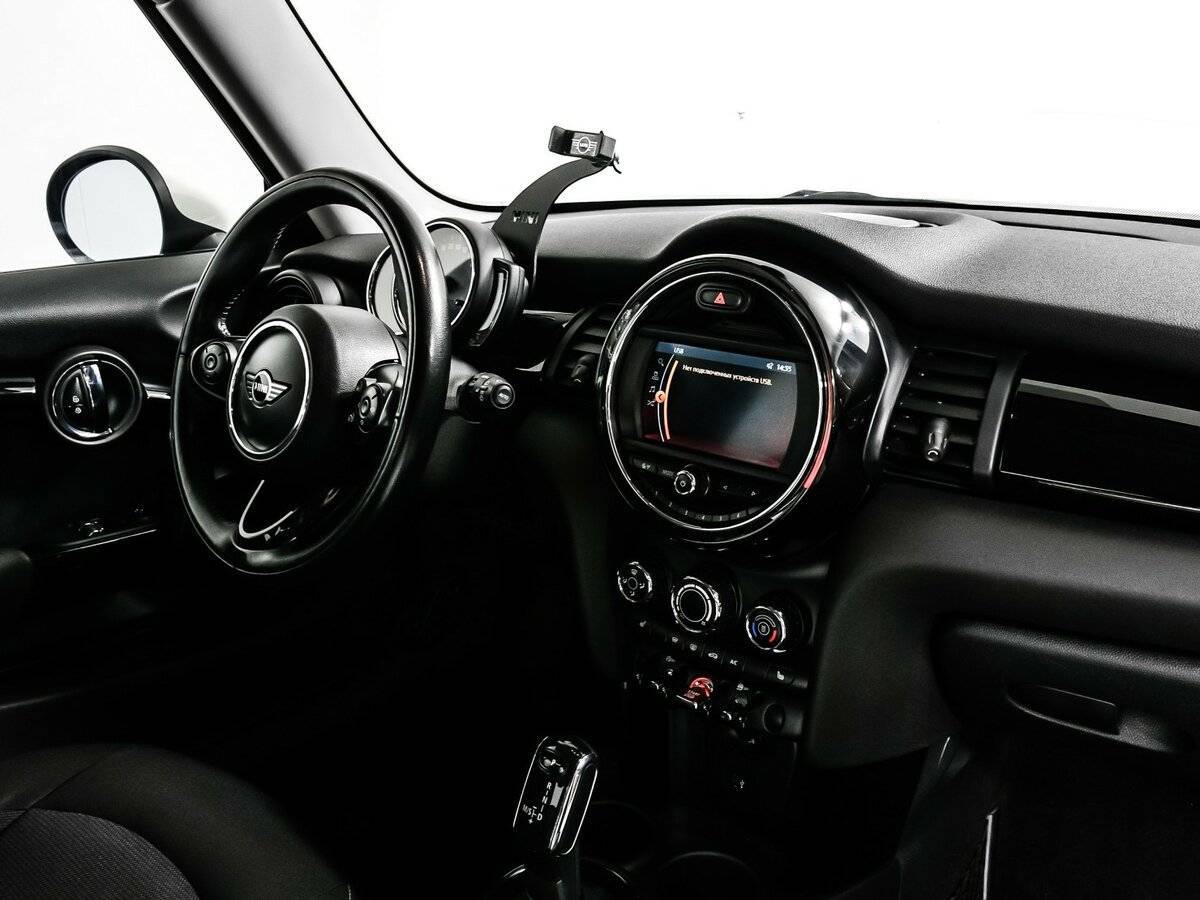 Mini Hatch с пробегом — 2018 год. Фото: #8