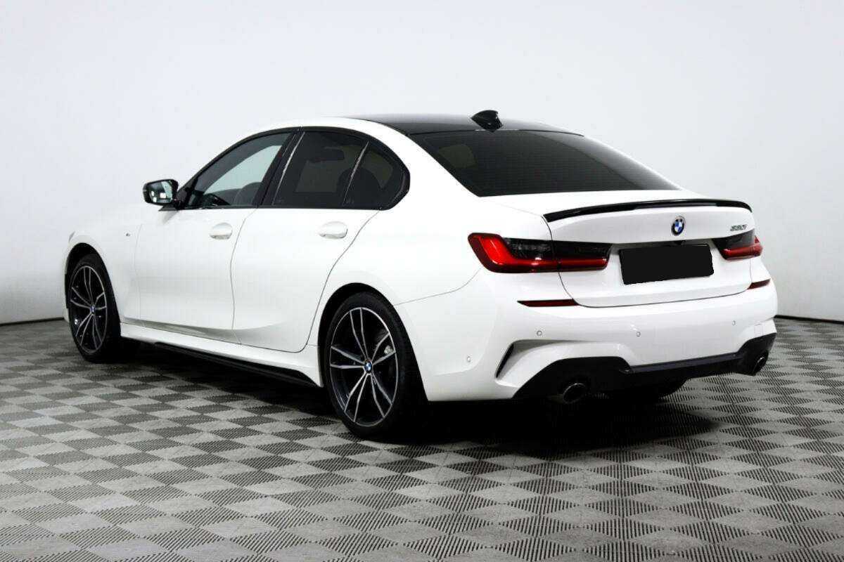 BMW 3 серии с пробегом — 2019 год. Фото: #6