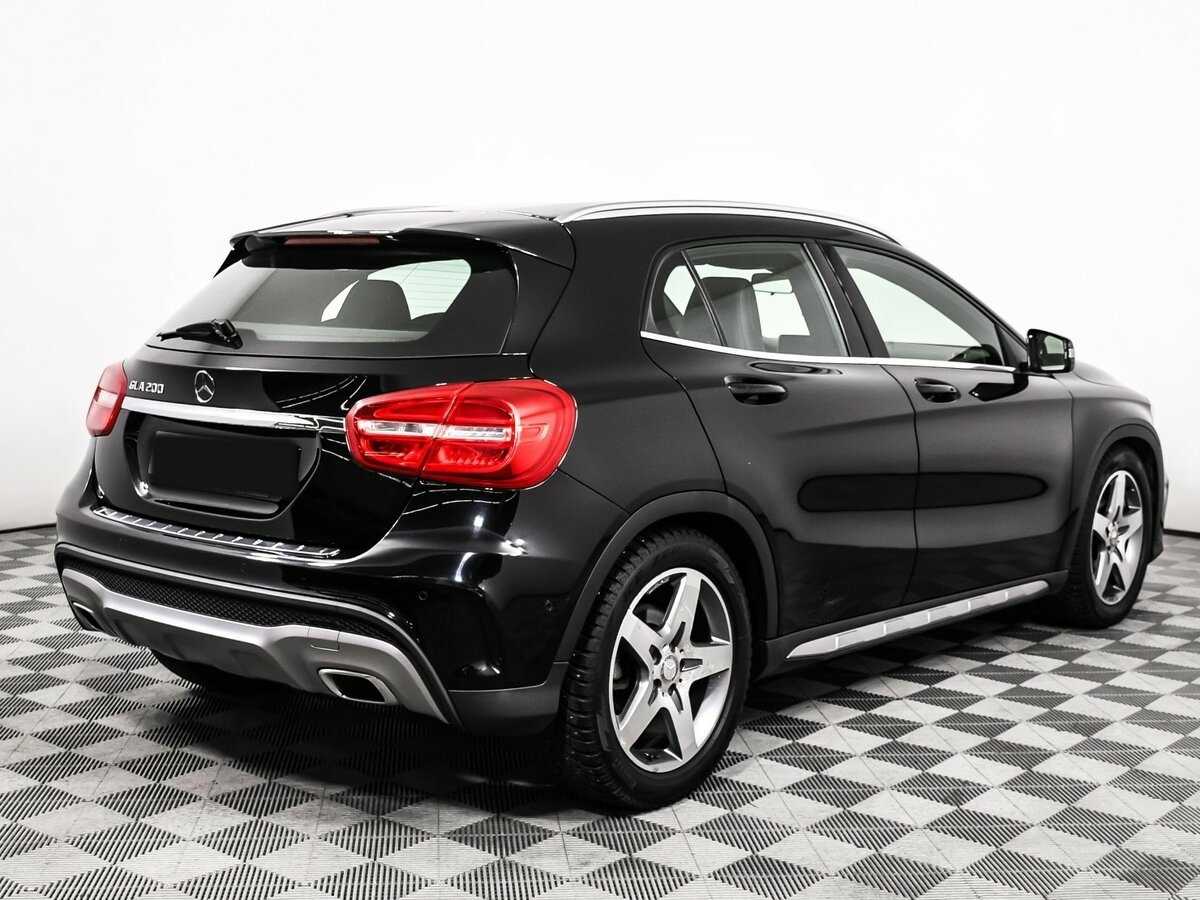 Mercedes-Benz GLA с пробегом — 2015 год. Фото: #4