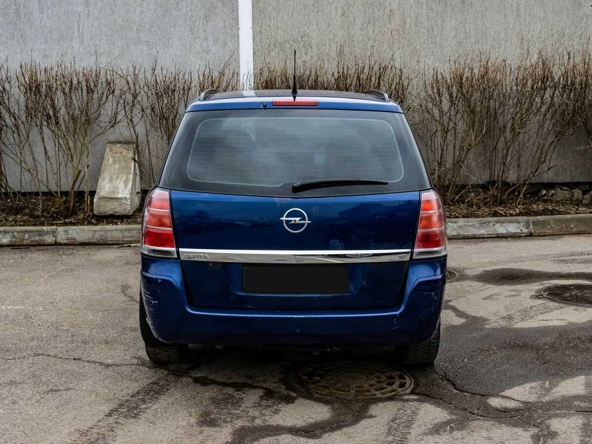 Opel Zafira с пробегом — 2007 год. Фото: #4