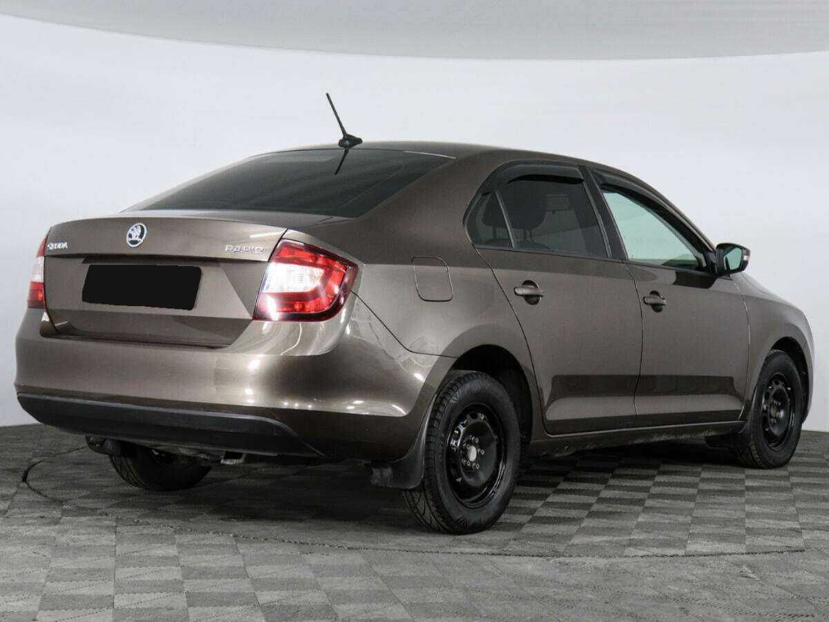 Skoda Rapid с пробегом — 2019 год. Фото: #4
