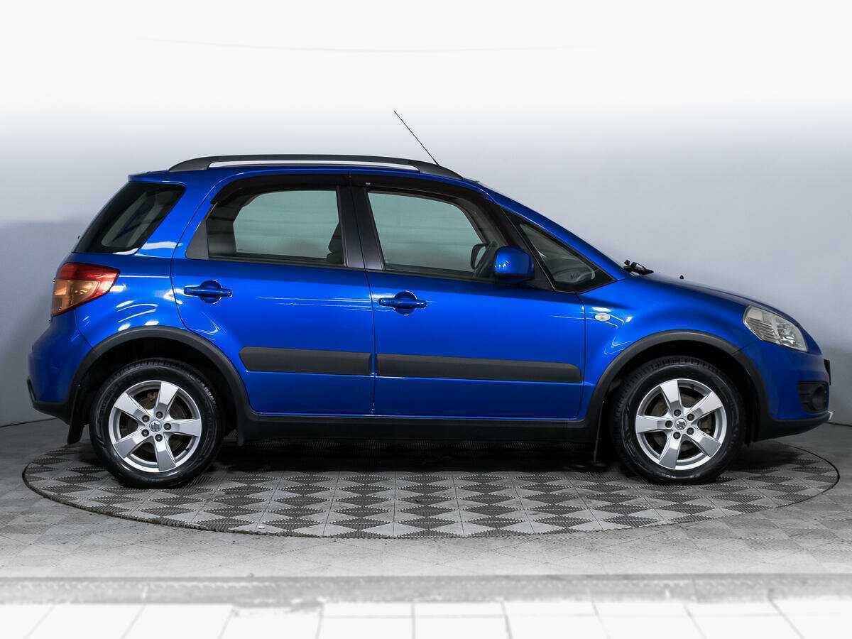 Suzuki SX4 с пробегом — 2011 год. Фото: #3