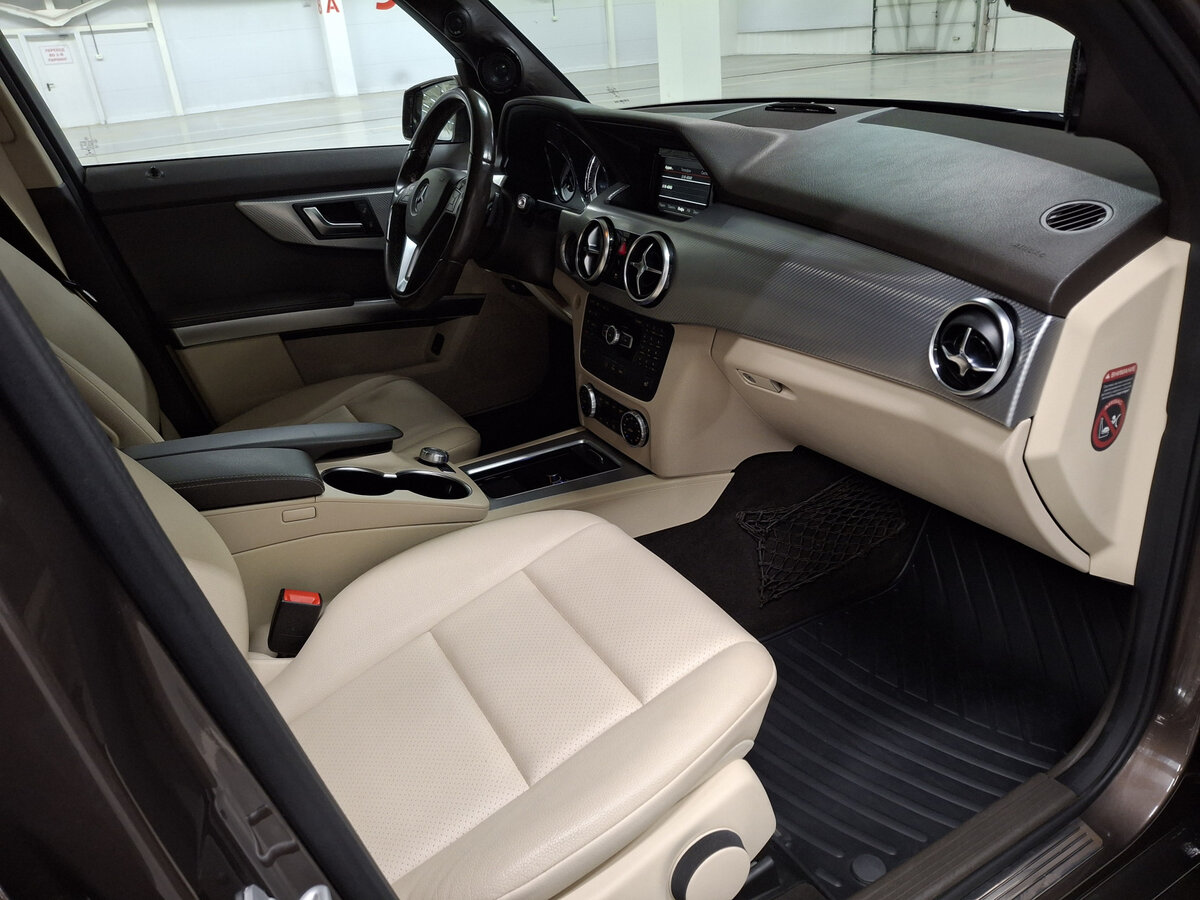 Mercedes-Benz GLK-Класс с пробегом — 2014 год. Фото: #10