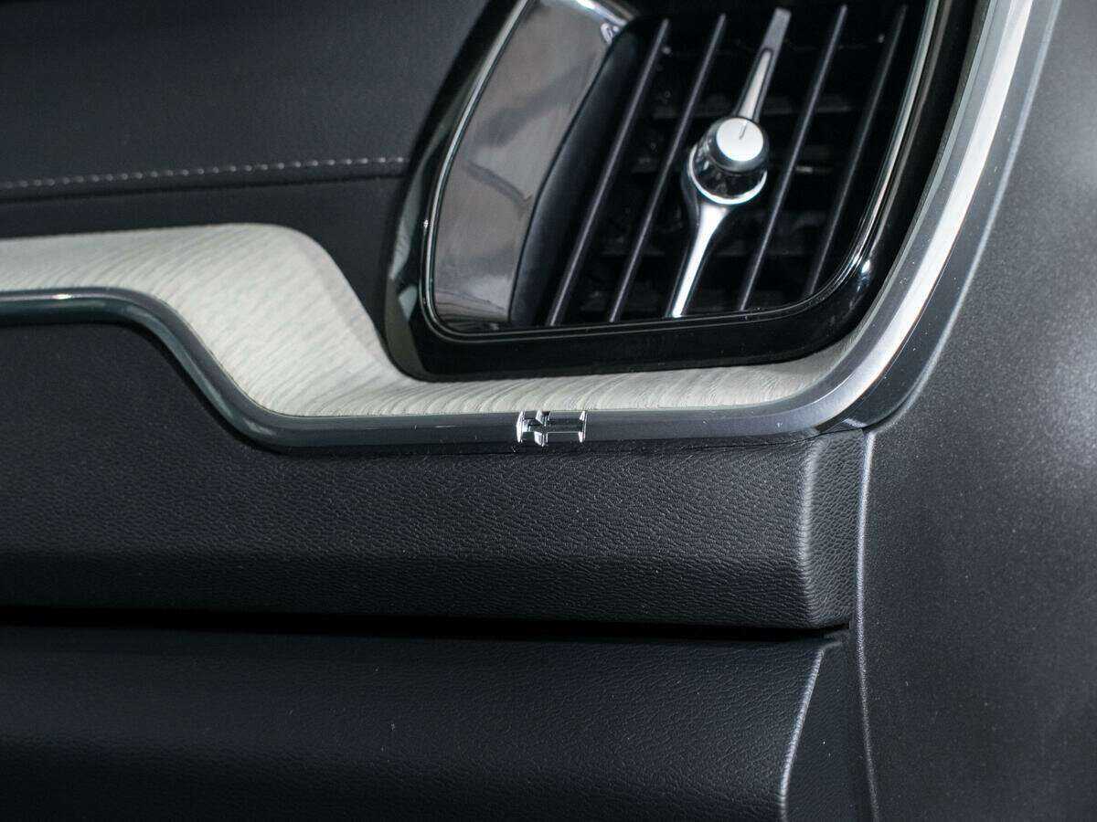Volvo XC60 с пробегом — 2019 год. Фото: #14
