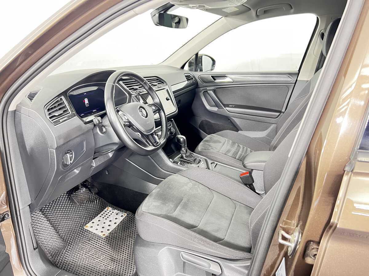 Volkswagen Tiguan с пробегом — 2018 год. Фото: #12