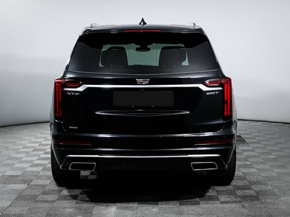 Cadillac XT6 с пробегом — 2023 год. Фото: #3