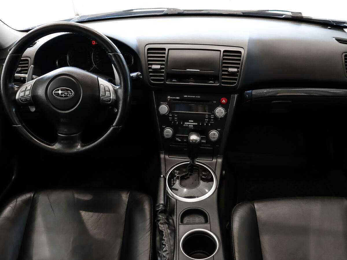 Subaru Outback с пробегом — 2008 год. Фото: #11