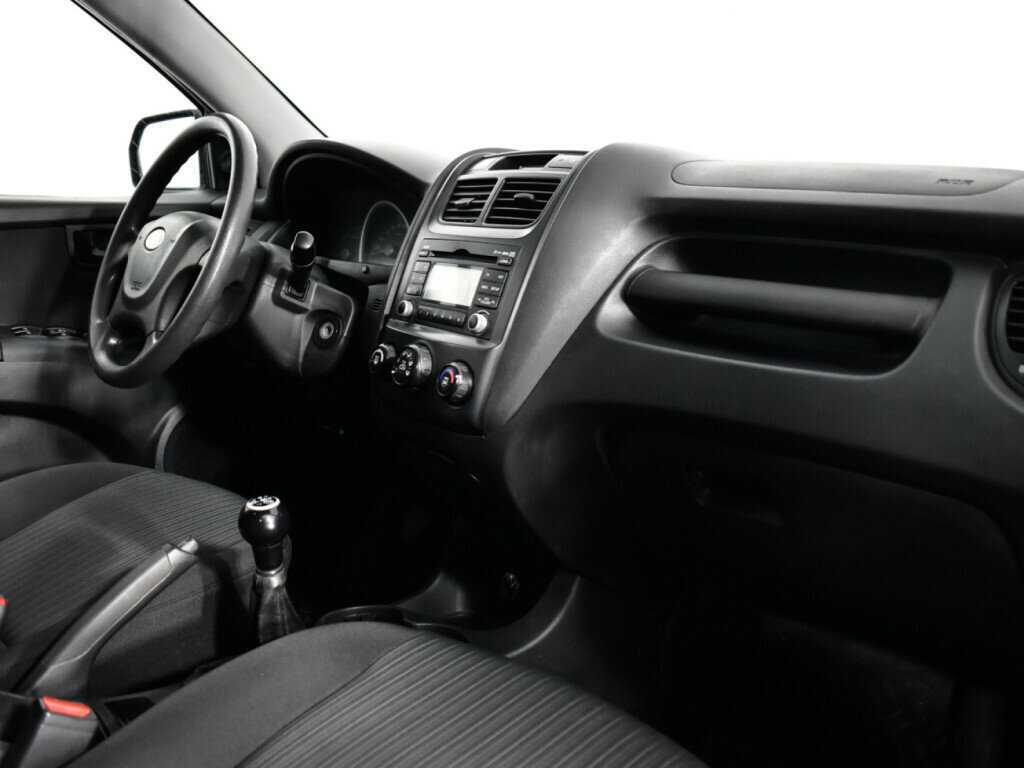 Kia Sportage с пробегом — 2009 год. Фото: #8