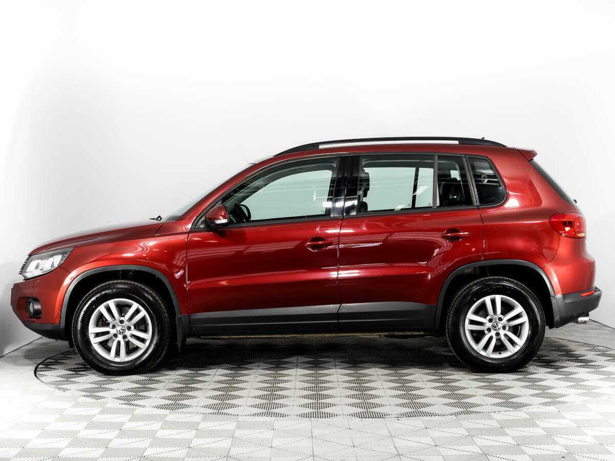 Volkswagen Tiguan с пробегом — 2011 год. Фото: #6