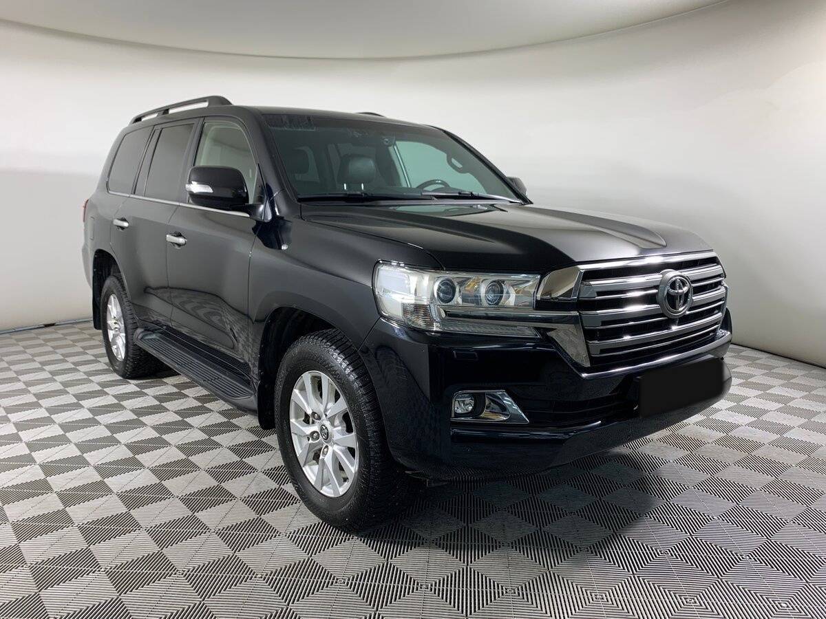 Toyota Land Cruiser с пробегом — 2019 год. Фото: #2
