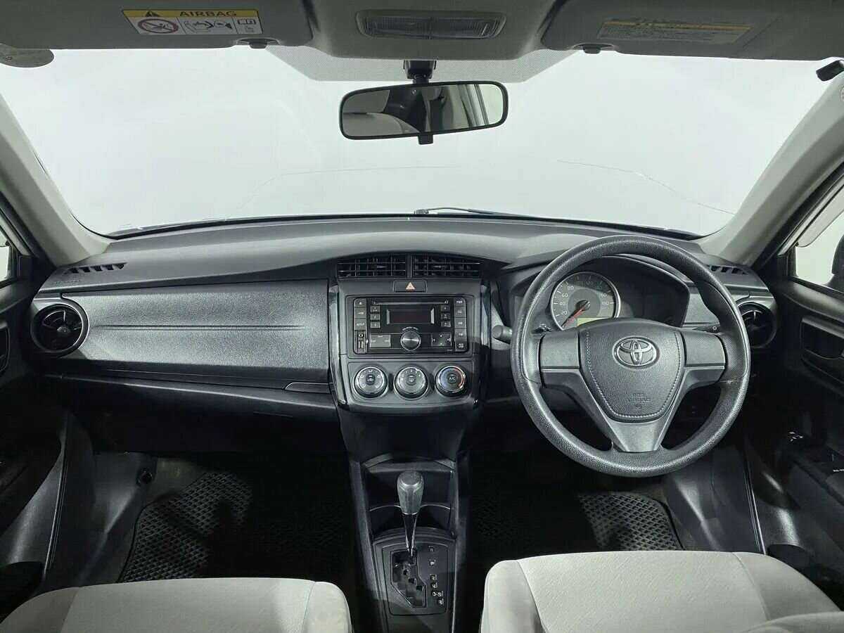Toyota Corolla с пробегом — 2016 год. Фото: #8