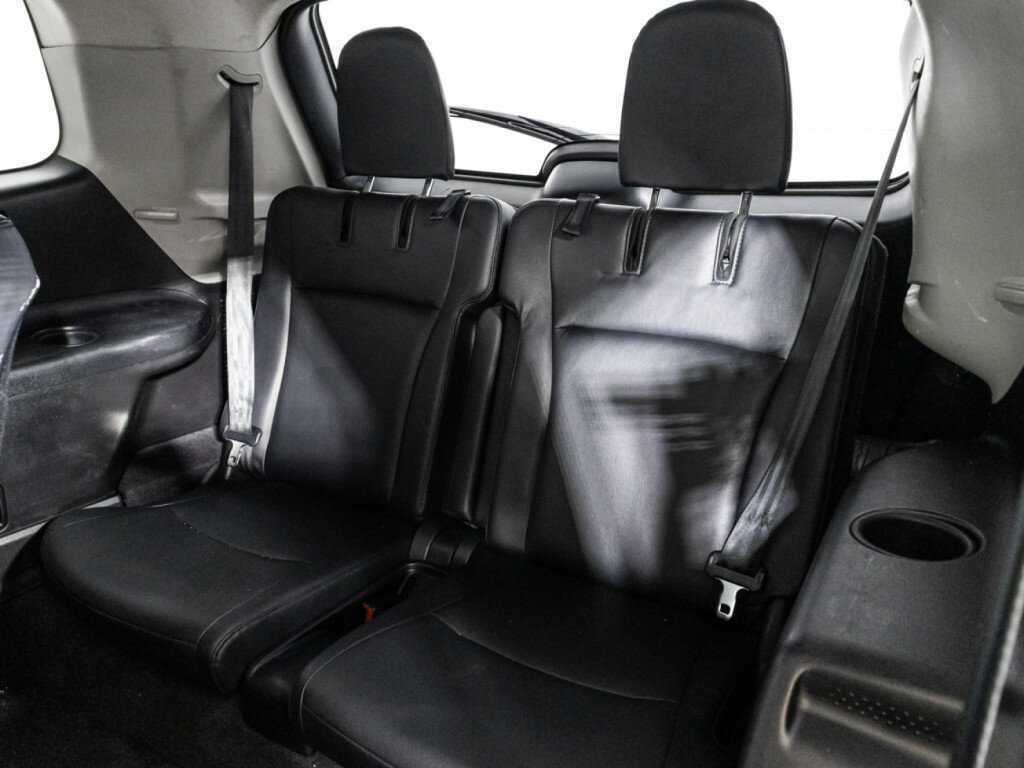 Toyota Highlander с пробегом — 2011 год. Фото: #14