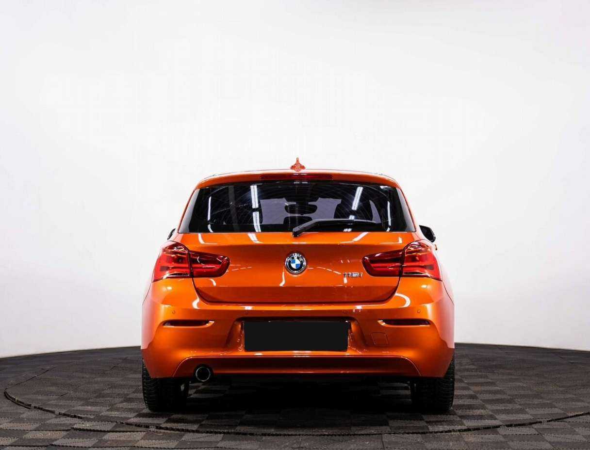 BMW 1 серии с пробегом — 2017 год. Фото: #4