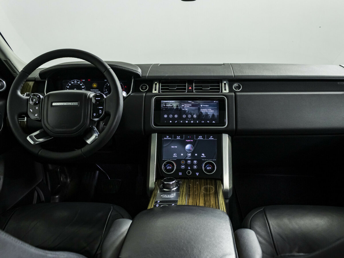 Land Rover Range Rover с пробегом — 2018 год. Фото: #9