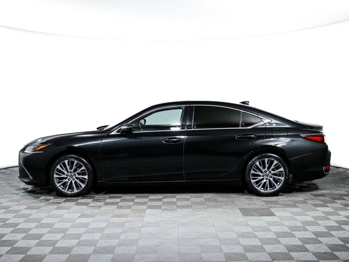 Lexus ES с пробегом — 2019 год. Фото: #7