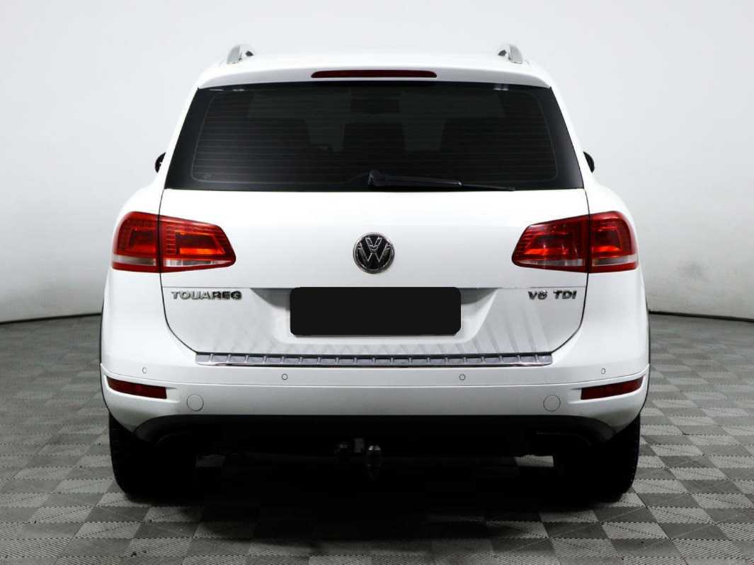 Volkswagen Touareg с пробегом — 2012 год. Фото: #5