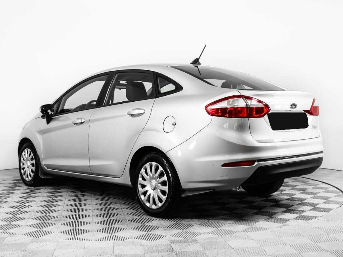 Ford Fiesta с пробегом — 2017 год. Фото: #6