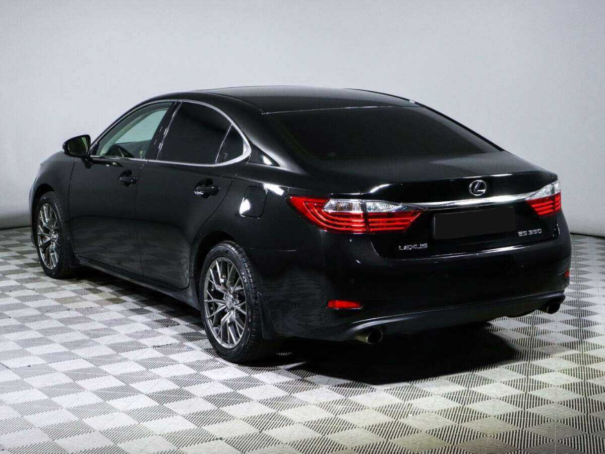 Lexus ES с пробегом — 2013 год. Фото: #5