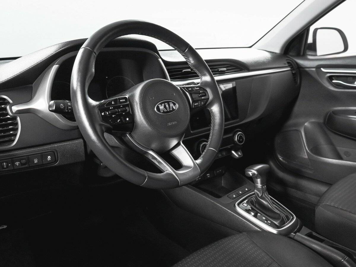 Kia Rio с пробегом — 2021 год. Фото: #13