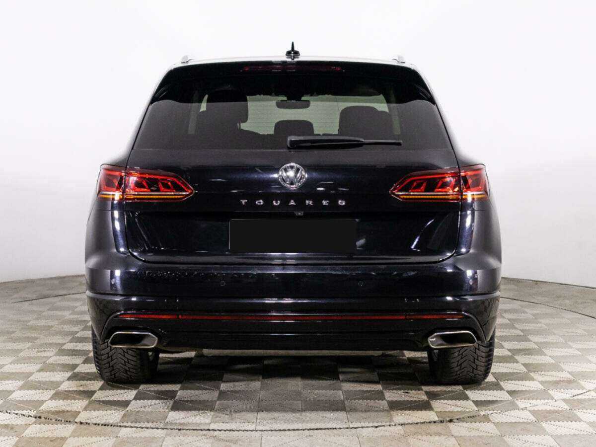 Volkswagen Touareg с пробегом — 2018 год. Фото: #5