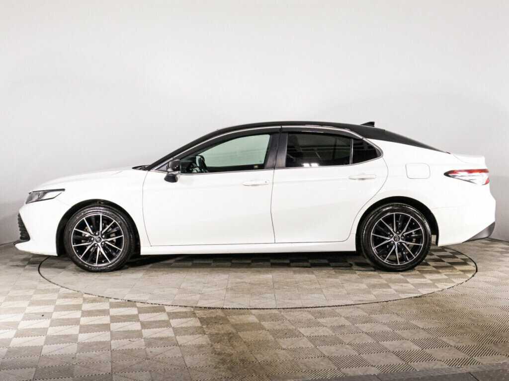 Toyota Camry с пробегом — 2020 год. Фото: #7
