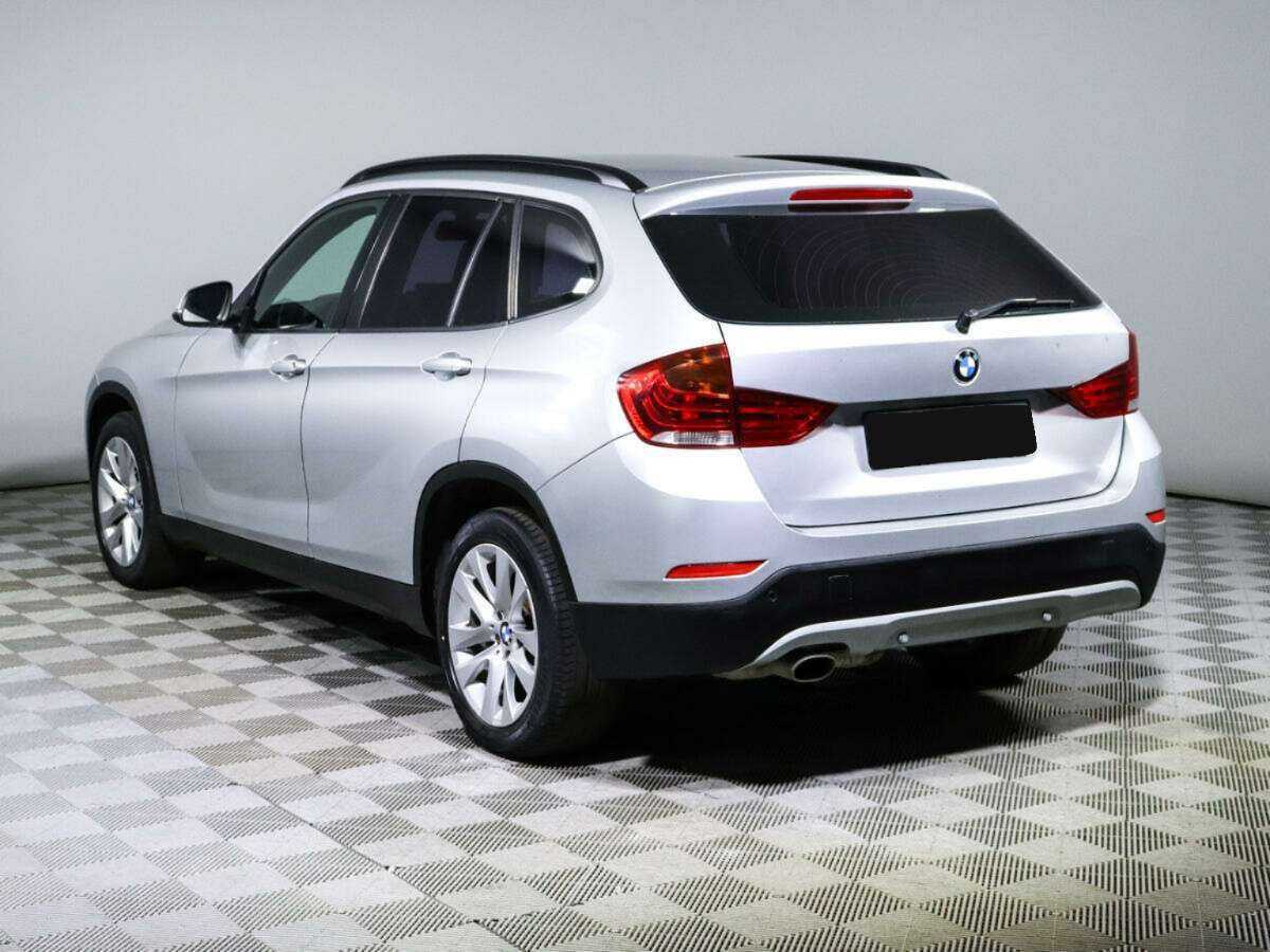 BMW X1 с пробегом — 2013 год. Фото: #6