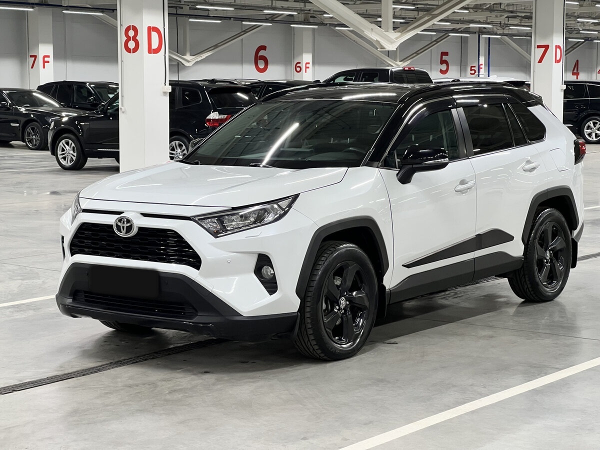 Toyota RAV4 с пробегом — 2021 год. Посмотреть фото