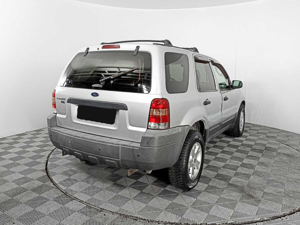 Ford Escape с пробегом — 2004 год. Фото: #4