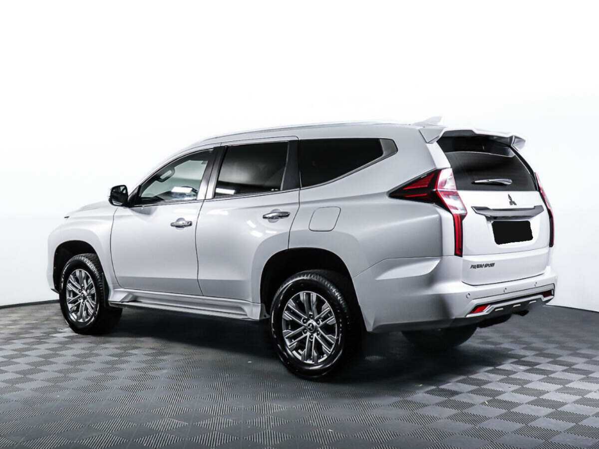 Mitsubishi Pajero Sport с пробегом — 2020 год. Фото: #6