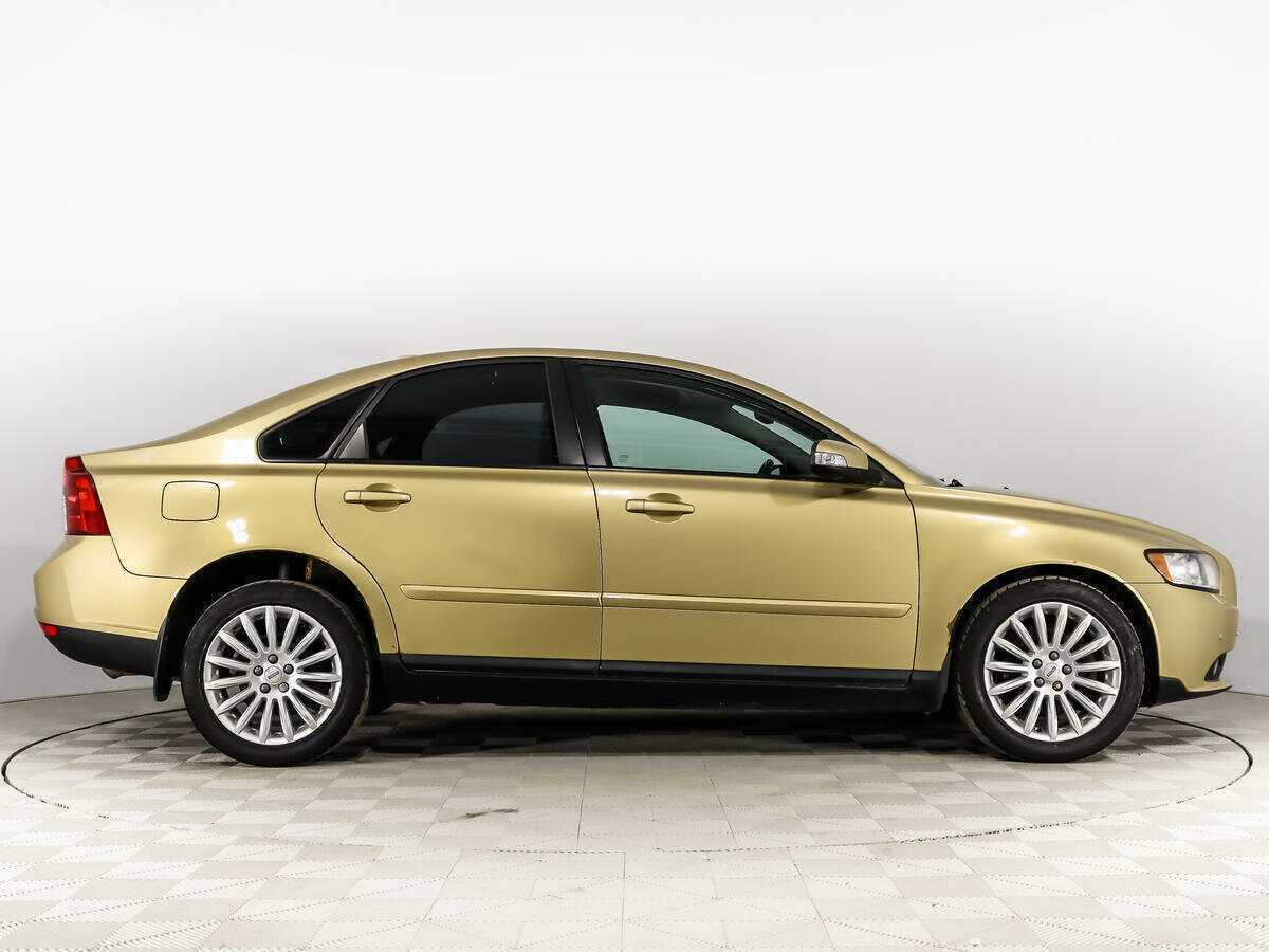 Volvo S40 с пробегом — 2007 год. Фото: #3