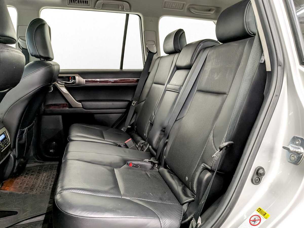 Lexus GX с пробегом — 2012 год. Фото: #11