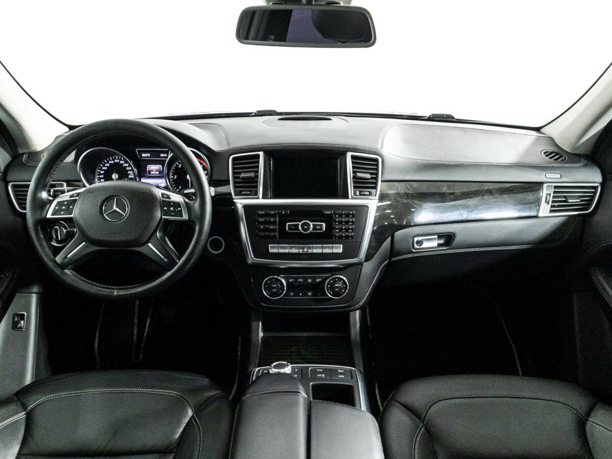 Mercedes-Benz GL-Класс с пробегом — 2014 год. Фото: #10