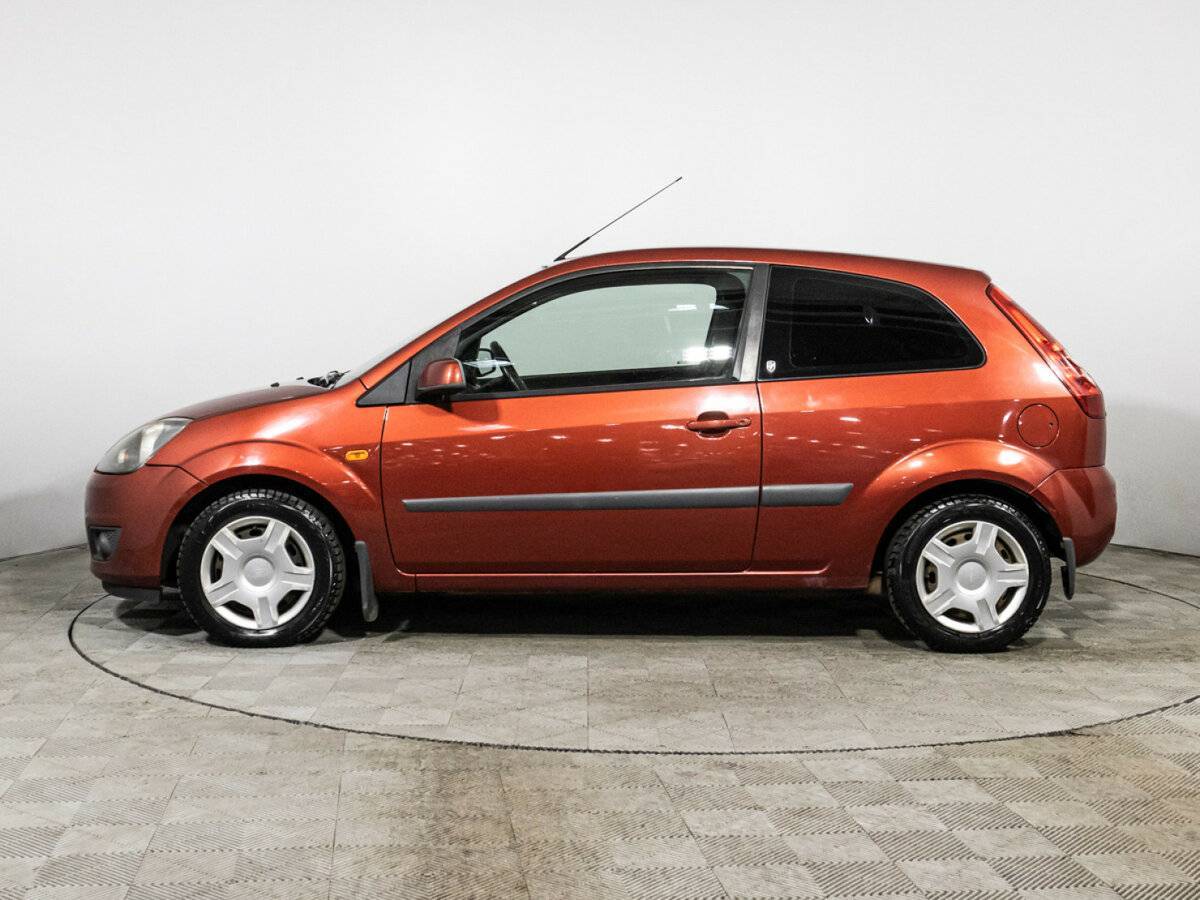 Ford Fiesta с пробегом — 2007 год. Фото: #7